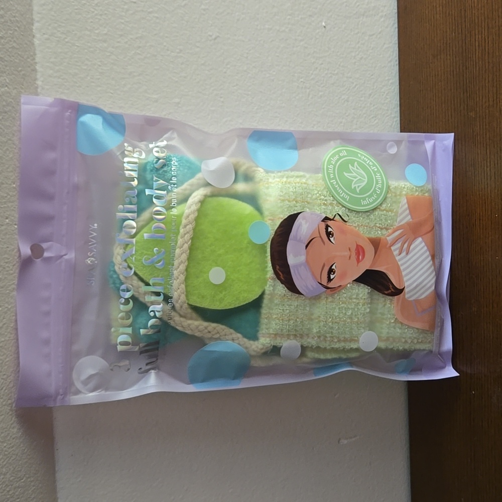3 piece exfoliating full bath and body set